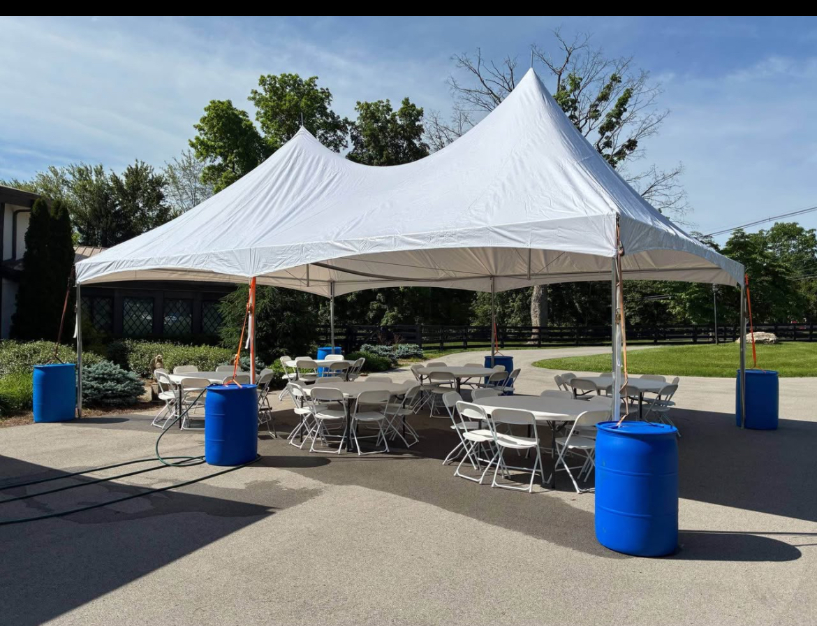 20x30 Tent Package With 60in Round Tables